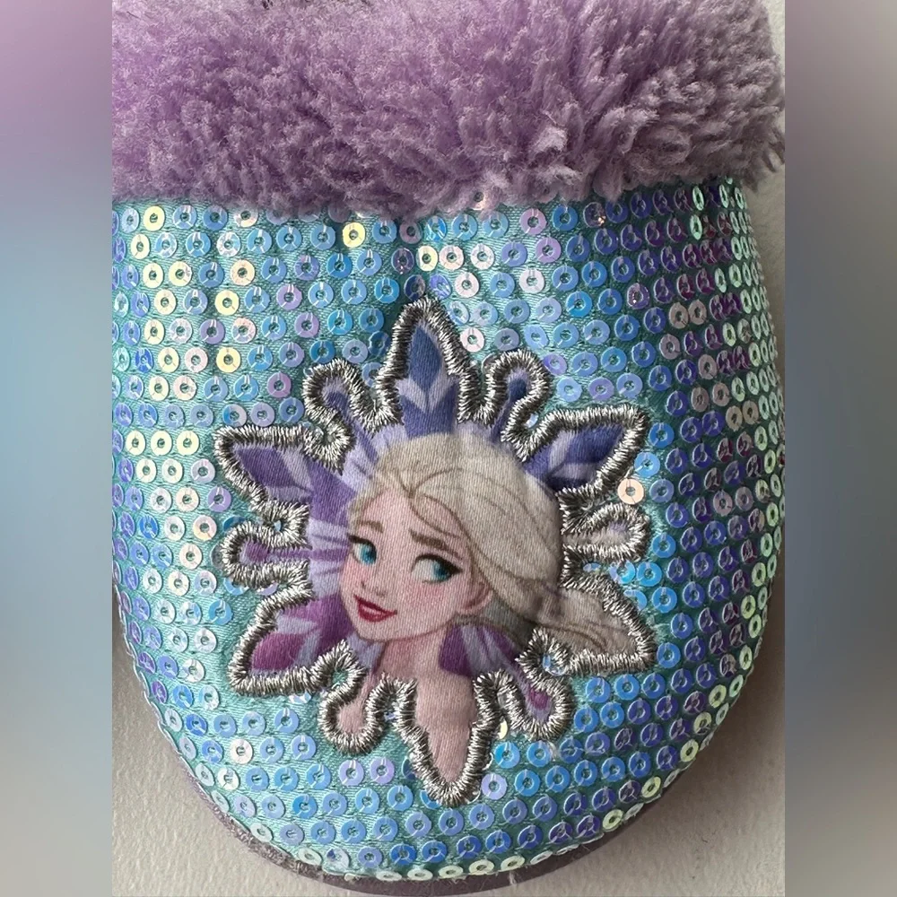 Disney Frozen Anna and Elsa Sequin Slippers size Large 9/10
